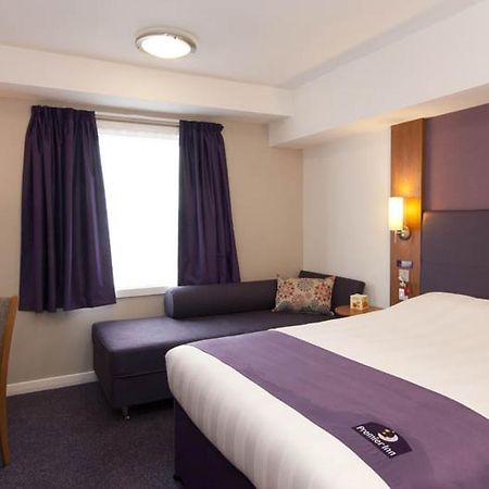 Premier Inn Norwich - Broadlands Park Thorpe St Andrew المظهر الخارجي الصورة