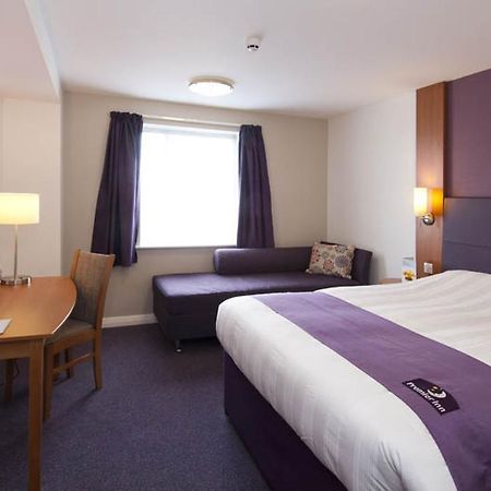 Premier Inn Norwich - Broadlands Park Thorpe St Andrew المظهر الخارجي الصورة