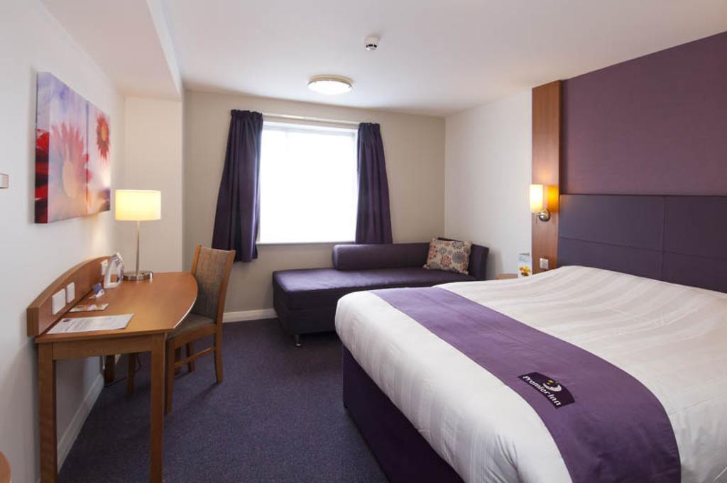 Premier Inn Norwich - Broadlands Park Thorpe St Andrew المظهر الخارجي الصورة