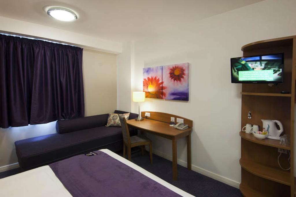 Premier Inn Norwich - Broadlands Park Thorpe St Andrew المظهر الخارجي الصورة